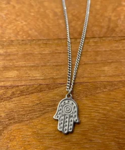 Hamsa na retiazke z chirurgickej ocele. Strieborná farba